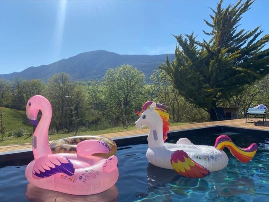 Balcons Du Royans.Logement Entier Piscine Saint-Jean-en-Royans Buitenkant foto
